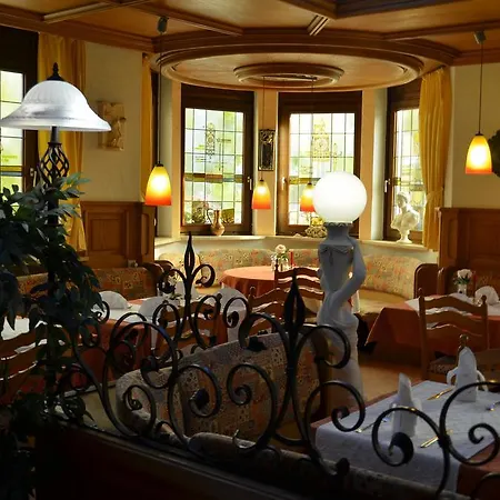 Royal Hotel