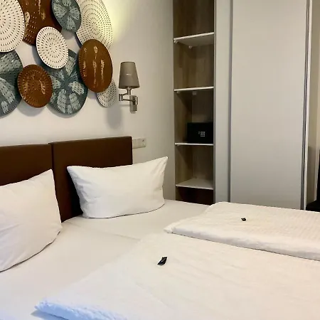 Royal Hotel